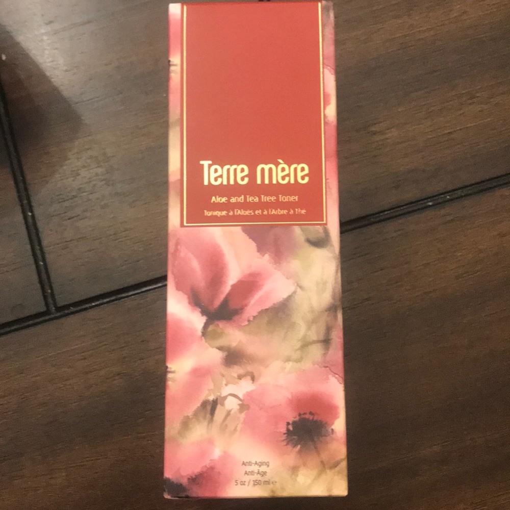Terre mère aloe and tea tree toner
